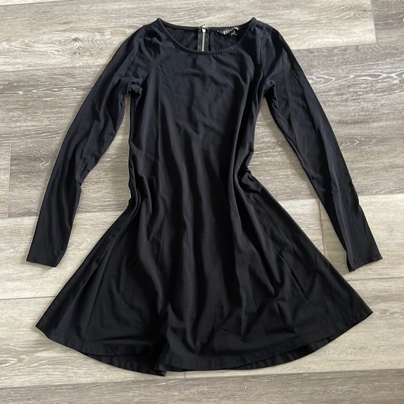 Express Dresses & Skirts - Express long sleeve dress